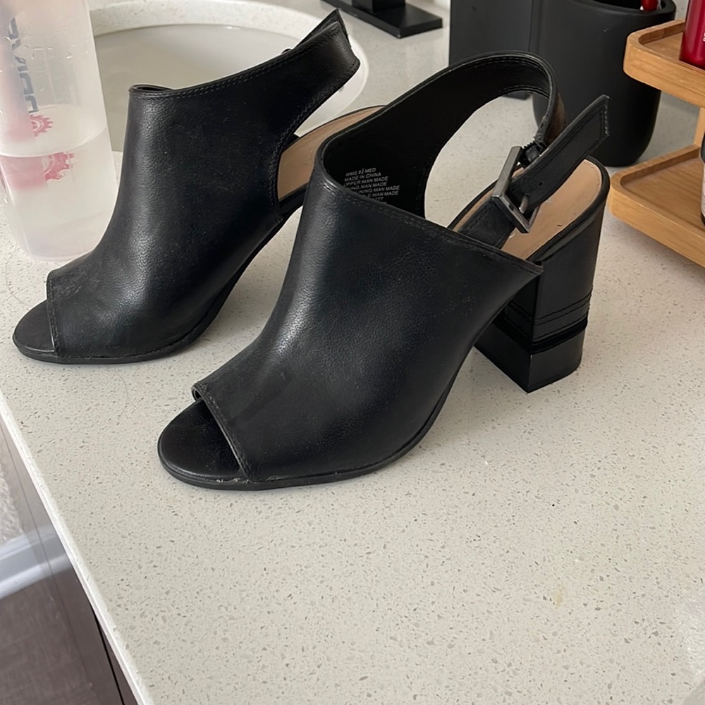 Apt 9 heels size 8.5